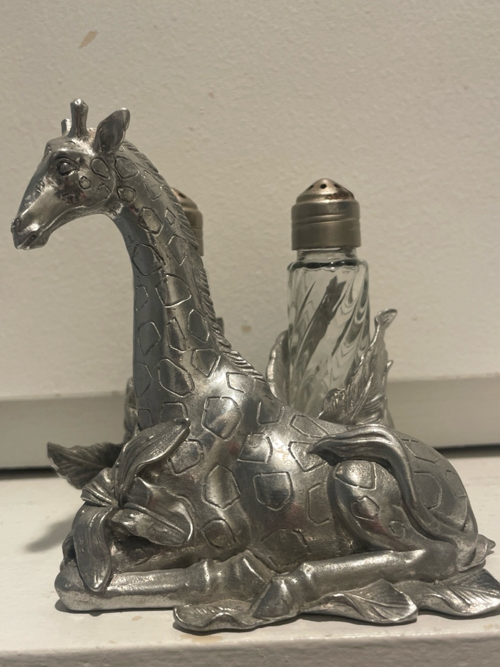 Fitz and Floyd Giraffe Salt & Pepper  Set
